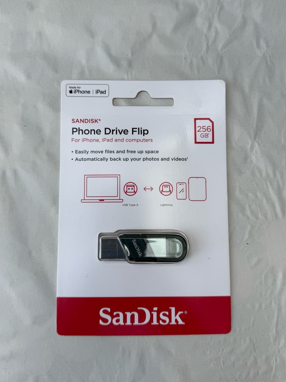 SanDisk Phone Drive Flip - 256GB USB & Lightening Port - Black
